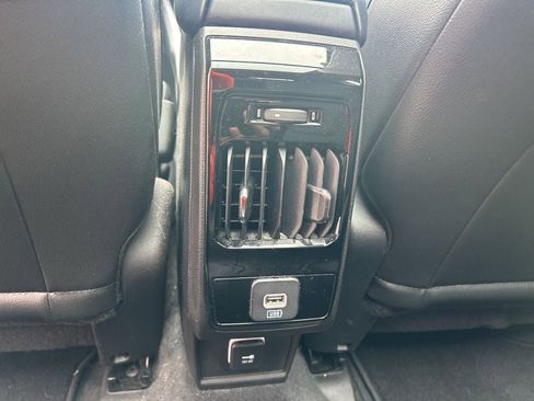 Used 2022 Jeep Compass Limited w/ Sun and Sound Group image 18