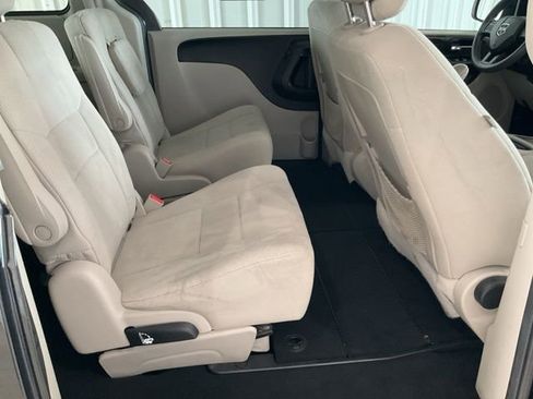 Used 2012 Dodge Grand Caravan SXT w/ Entertainment Group 1 image 24