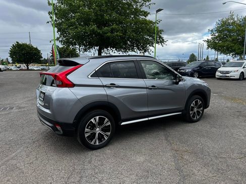 Used 2019 Mitsubishi Eclipse Cross SEL AWD/4WD image 3