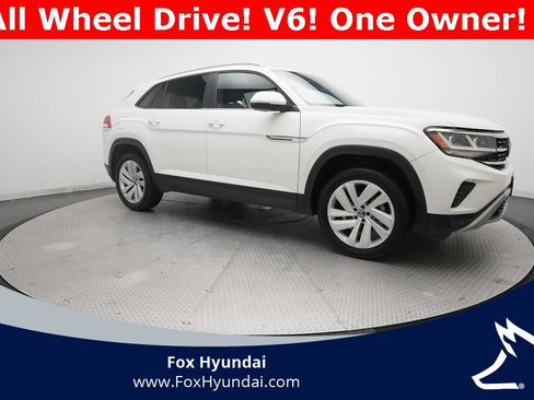 Used 2022 Volkswagen Atlas Cross Sport SE image 14