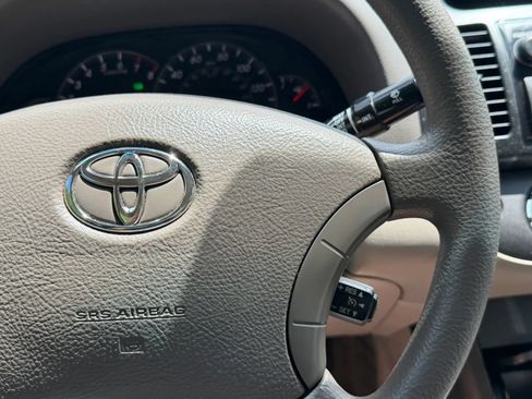 Used 2005 Toyota Camry LE FWD image 32