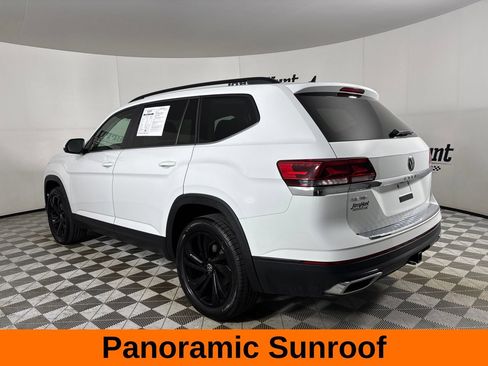 Used 2022 Volkswagen Atlas SE w/ Panoramic Sunroof Package FWD image 7