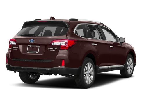 Used 2017 Subaru Outback 2.5i Touring image 5