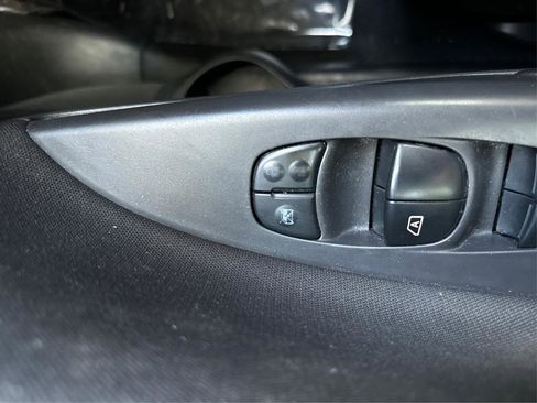 Used 2019 Nissan Sentra SV image 28