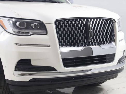 Used 2023 Lincoln Navigator Black Label image 42