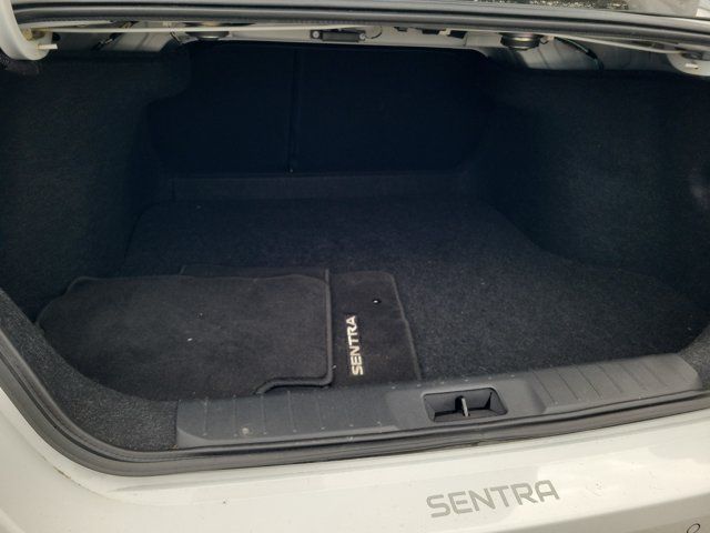 Certified 2022 Nissan Sentra SV FWD image 12