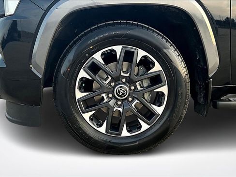 Used 2023 Toyota Sequoia Limited image 35