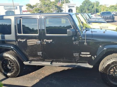 Certified 2018 Jeep Wrangler Unlimited Sport S AWD/4WD image 7