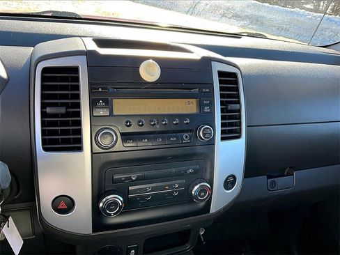Used 2015 Nissan Frontier S image 13