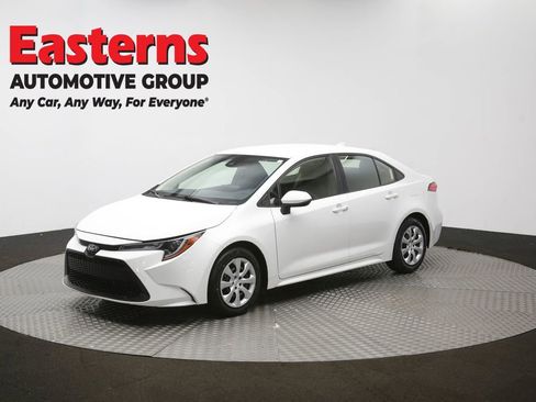 Used 2022 Toyota Corolla LE image 55