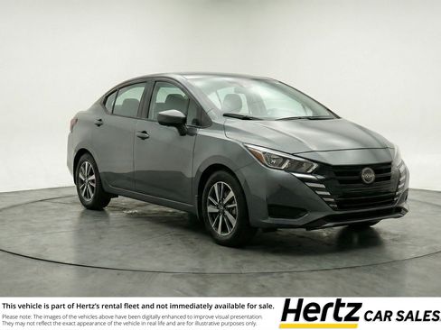 Used 2025 Nissan Versa SV image 1