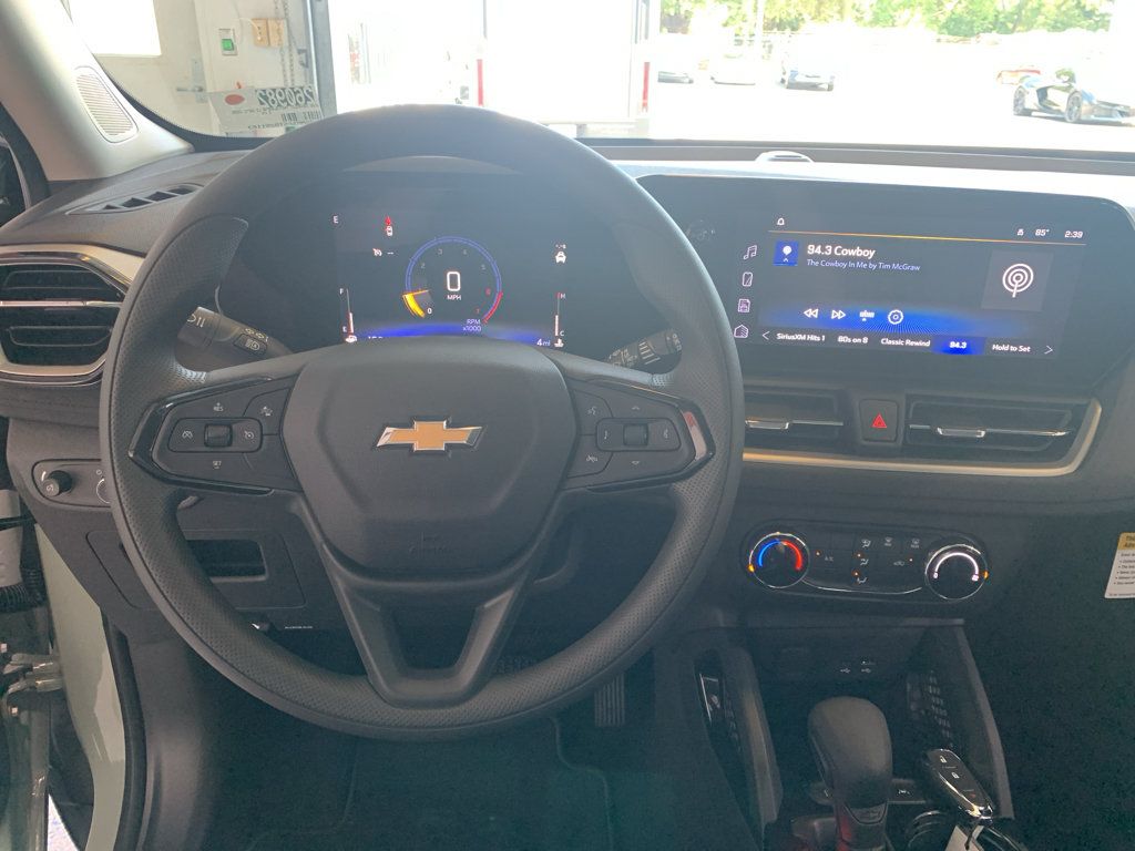 New 2026 Chevrolet TrailBlazer LS FWD image 15