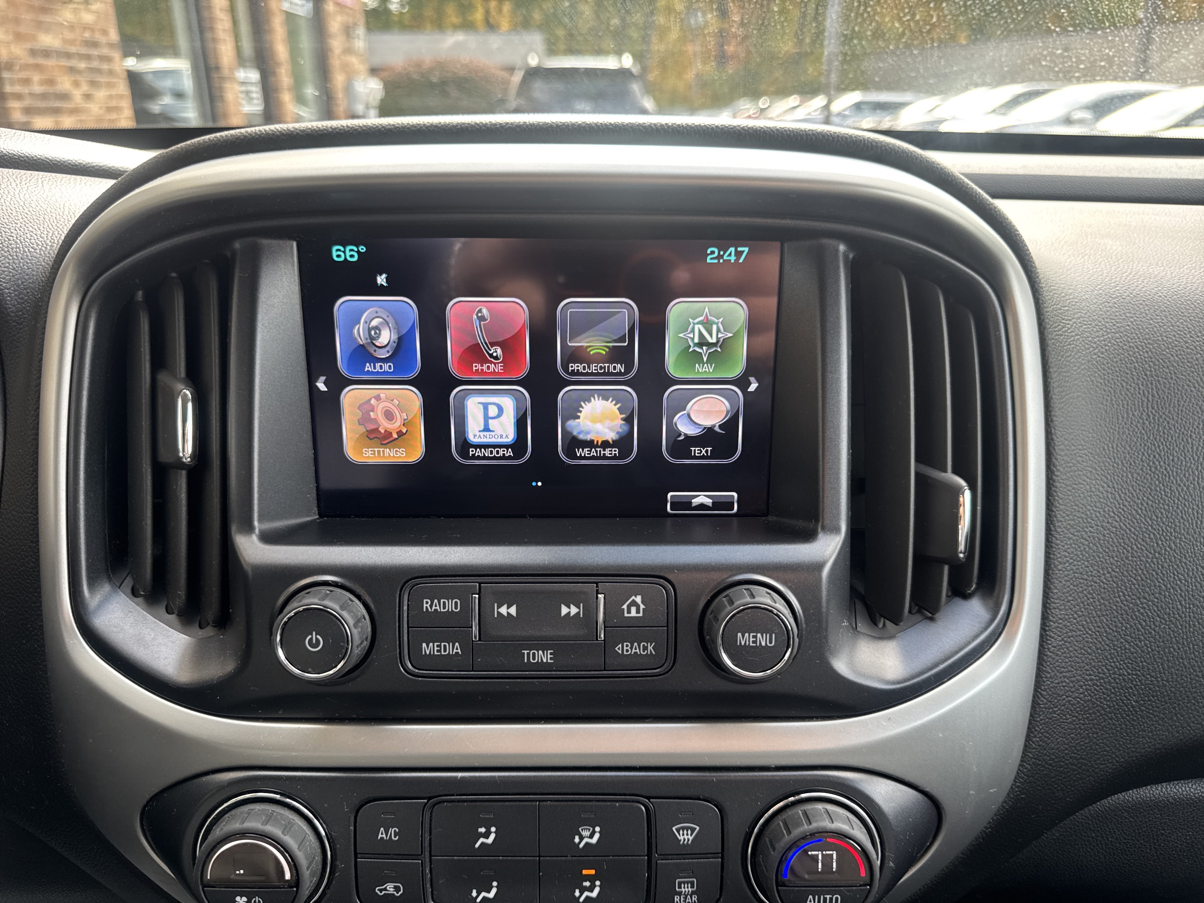 Used 2016 Chevrolet Colorado LT w/ Luxury Package, Chrome AWD/4WD image 18