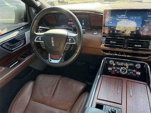 Certified 2024 Lincoln Navigator Reserve image 15
