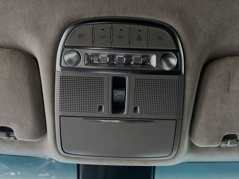 Used 2018 Genesis G90 5.0 Ultimate image 19