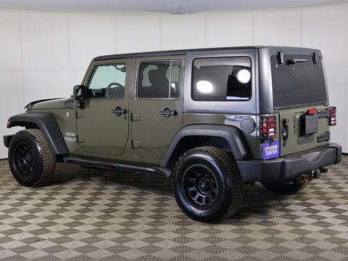Used 2016 Jeep Wrangler Unlimited Sport w/ Quick Order Package 24S AWD/4WD image 4