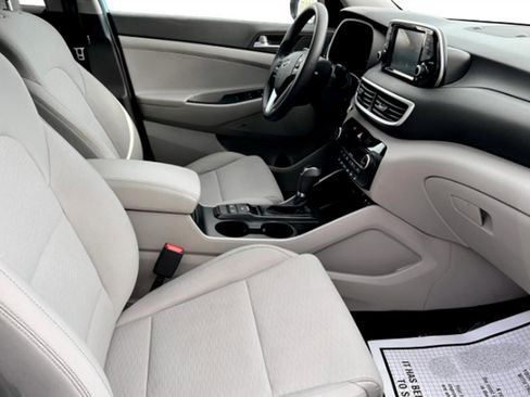 Used 2019 Hyundai Tucson Sport image 15