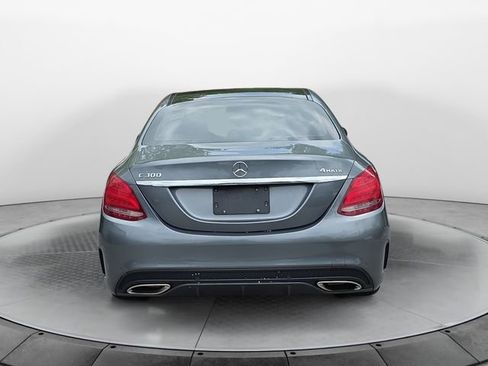 Used 2017 Mercedes-Benz C 300 4MATIC Sedan image 4