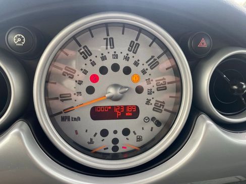 Used 2005 MINI Cooper Hardtop FWD image 12