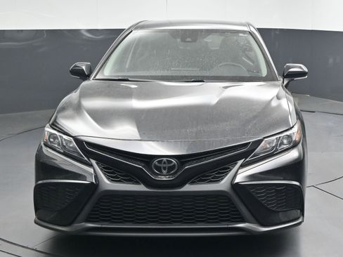 Certified 2023 Toyota Camry SE image 2