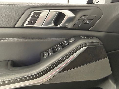 Used 2022 BMW X5 M50i w/ Executive Package image 26