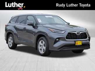 Certified 2025 Toyota Highlander LE AWD/4WD video 1