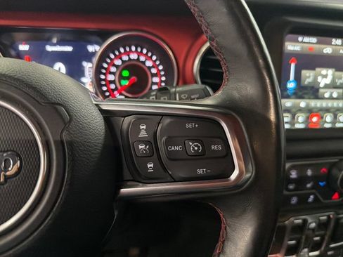 Used 2019 Jeep Wrangler Unlimited Rubicon AWD/4WD image 26