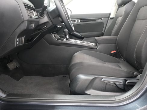 Used 2024 Honda Civic EX image 29
