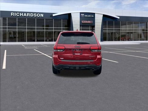 Used 2017 Jeep Grand Cherokee Trailhawk w/ Trailhawk Luxury Group image 4