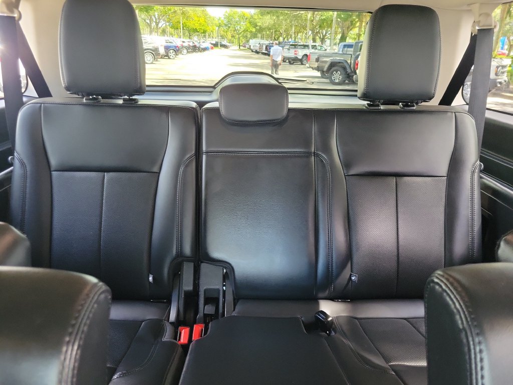 Used 2024 Ford Expedition Max XLT AWD/4WD image 12