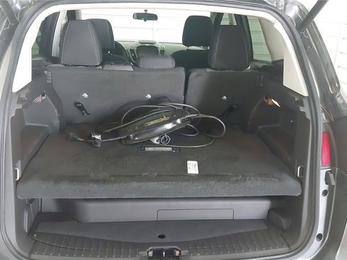 Used 2017 Ford C-MAX Energi SE w/ Equipment Group 401A image 18