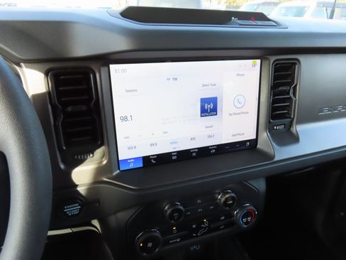 New 2025 Ford Bronco 4-Door image 10