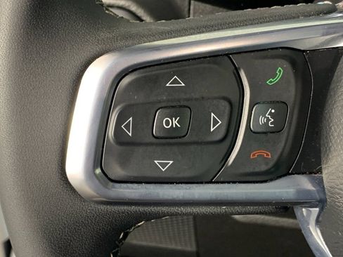 Used 2023 Jeep Wrangler Rubicon w/ LED Lighting Group AWD/4WD image 17