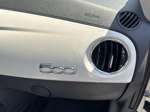 Used 2018 FIAT 500 Lounge FWD image 27