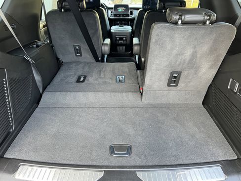 Used 2023 Chevrolet Tahoe High Country image 17