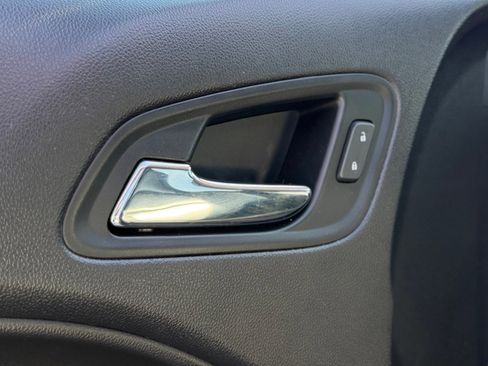 Used 2018 Chevrolet Colorado ZR2 image 21