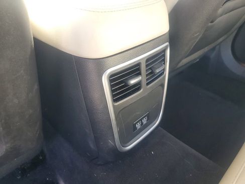 Used 2016 Chrysler 300 Limited w/ Driver Convenience Group image 24