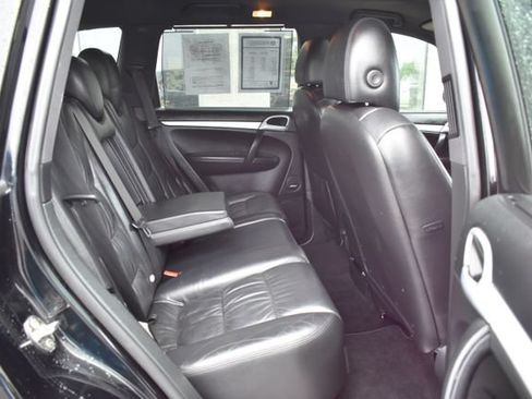 Used 2010 Porsche Cayenne AWD/4WD image 42