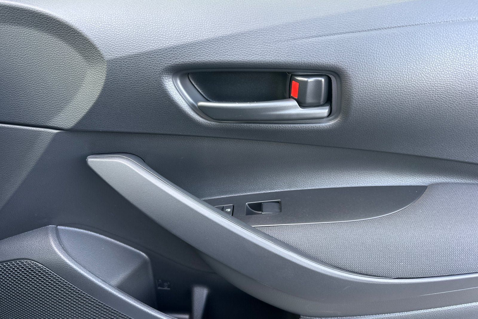 New 2027 Toyota Corolla LE FWD image 17