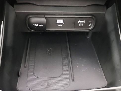Used 2025 Kia Telluride S AWD/4WD image 34