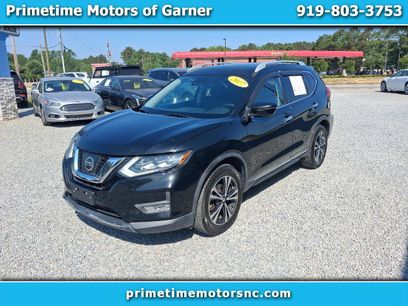 Used 2017 Nissan Rogue SL w/ SL Premium Package
