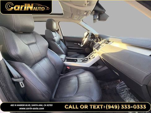 Used 2017 Land Rover Range Rover Evoque SE Premium image 14