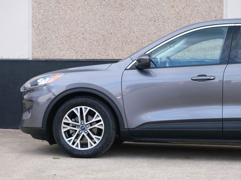 Used 2022 Ford Escape SEL image 7