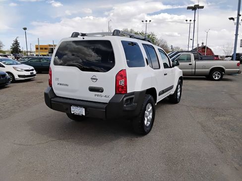 Used 2012 Nissan Xterra PRO-4X w/ Pro-4x Leather Pkg image 5