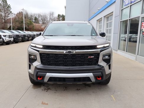 New 2026 Chevrolet Traverse Z71 w/ Enhanced Driving Package image 5