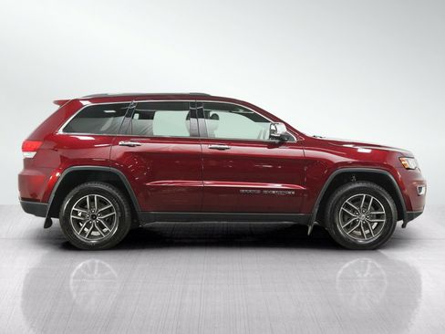 Used 2019 Jeep Grand Cherokee Limited w/ Trailer Tow Group IV AWD/4WD image 6