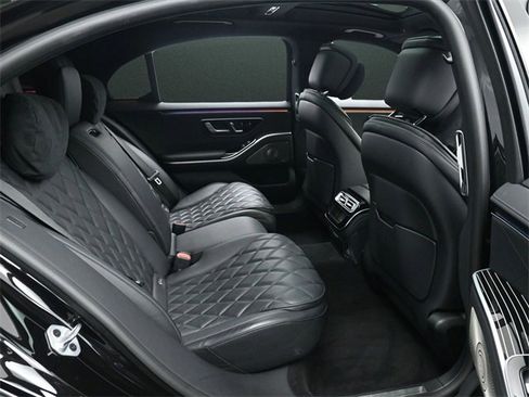 Used 2023 Mercedes-Benz S 580e 4MATIC Sedan image 20