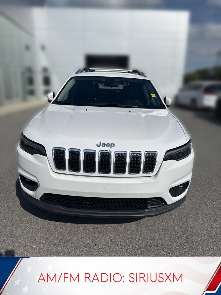 Used 2019 Jeep Cherokee Latitude Plus AWD/4WD image 2