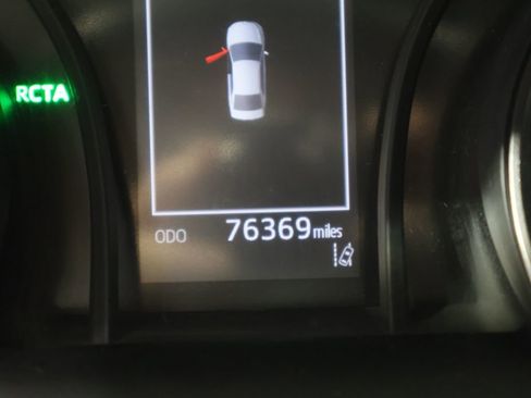 Used 2022 Toyota Camry SE image 37