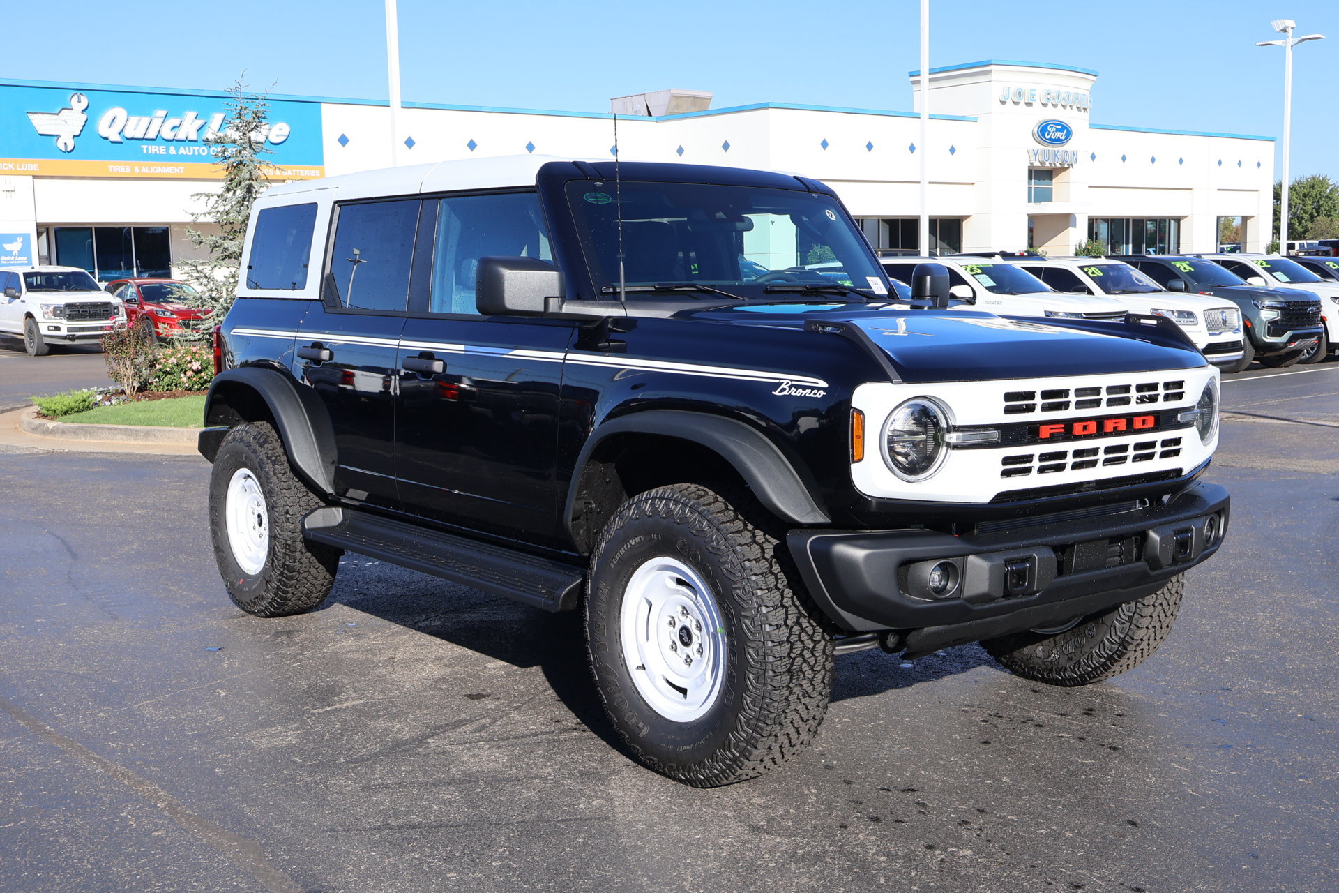 New 2026 Ford Bronco Heritage Edition AWD/4WD image 1